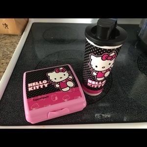 Tupperware Hello Kitty lunch set.